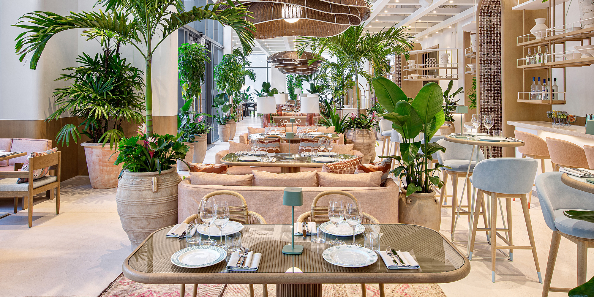 Nestled in Miami's vibrant Coconut Grove, Amal connects locals and travellers alike in the discovery of Lebanese Cuisine.